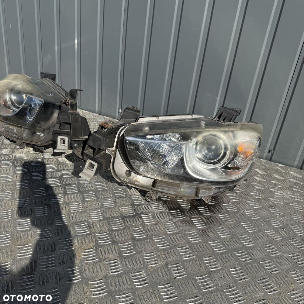Lampy reflektory przód xenon komplet Mazda CX-5 2016r UK - 4
