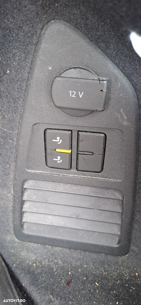 Volkswagen Touareg V6 TDI Style - 12
