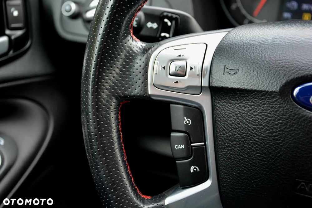 Ford S-Max 2.0 TDCi DPF Titanium X - 26