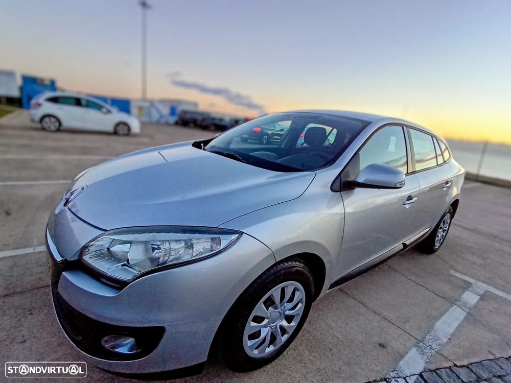 Renault Mégane 1.5 dCi Dynamique - 7