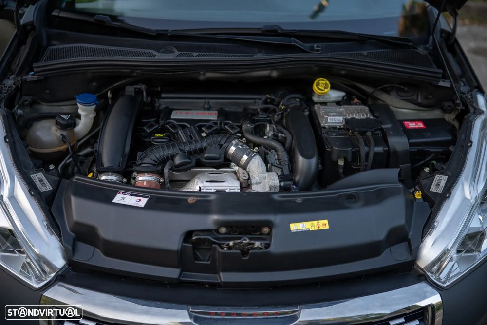 Peugeot 208 THP STOP & START GTi - 19