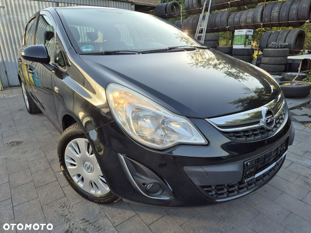 Opel Corsa 1.4 16V 150 Jahre - 2