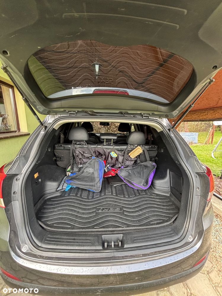 Hyundai Tucson 2.0 CRDi 2WD Automatik GLS - 29
