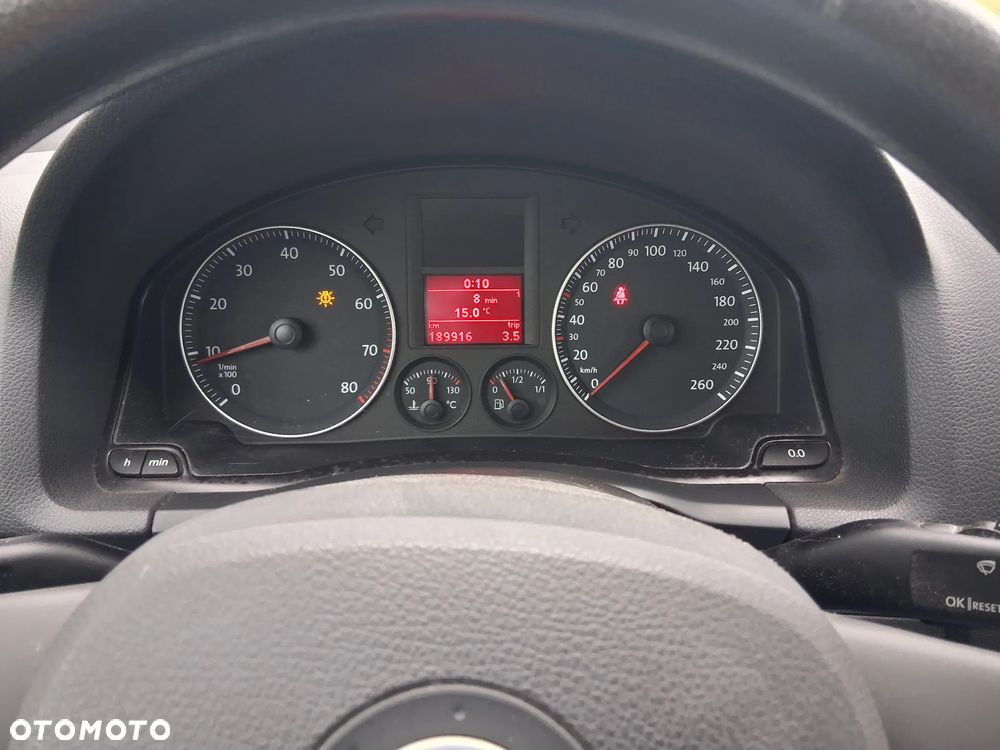 Volkswagen Golf - 10