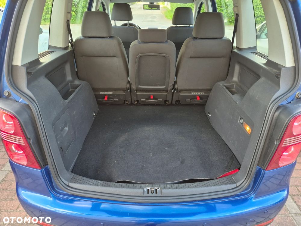 Volkswagen Touran 1.6 Trendline - 12