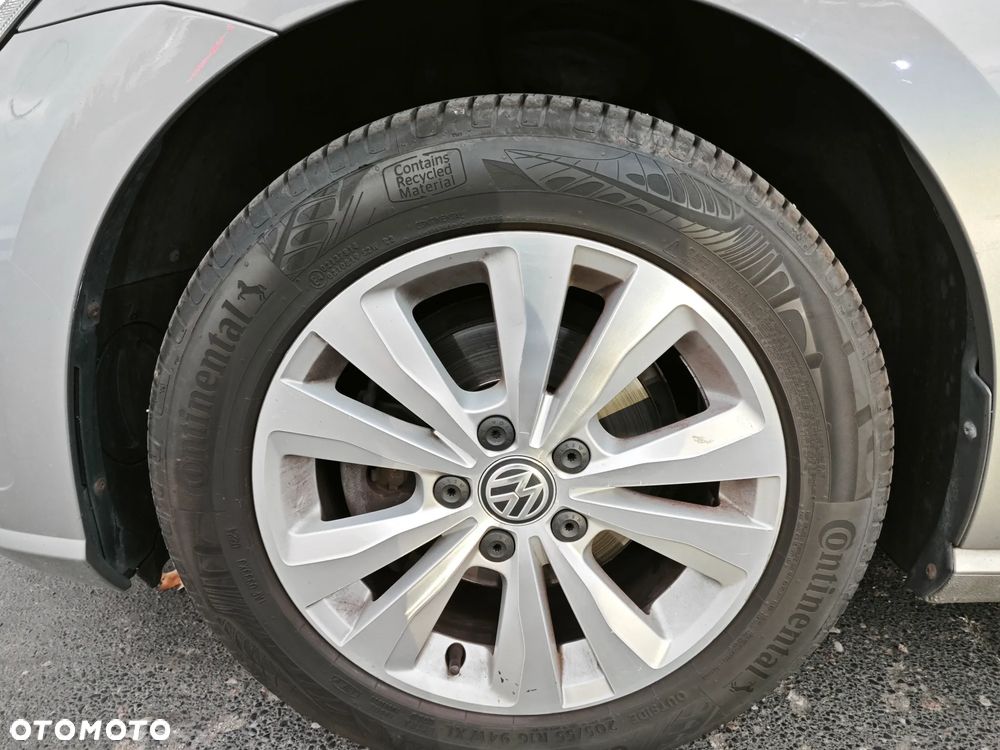 Volkswagen Golf 1.0 TSI BMT Comfortline - 9