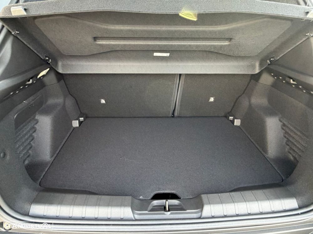 Jeep Avenger 1.2 e-Hybrid Summit DCT - 13
