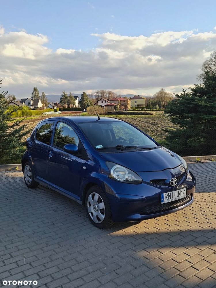 Toyota Aygo - 1