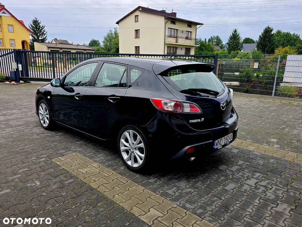Mazda 3 1.6 CD Exclusive + - 11