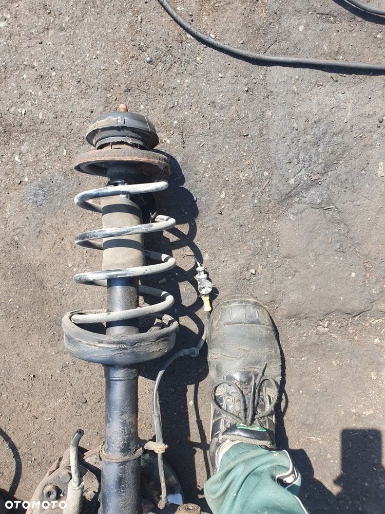 belka tylnego zawieszenia Renault Clio 2 II 97-00R 4d 4d 1.2 benz ZDROWA - 16