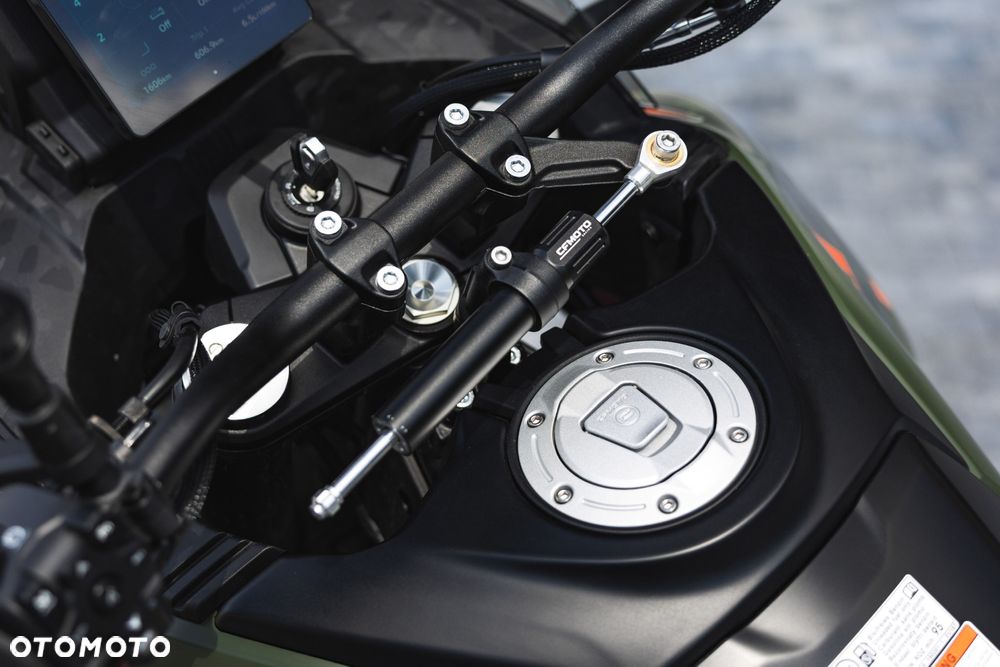 CFMoto MT-X - 8