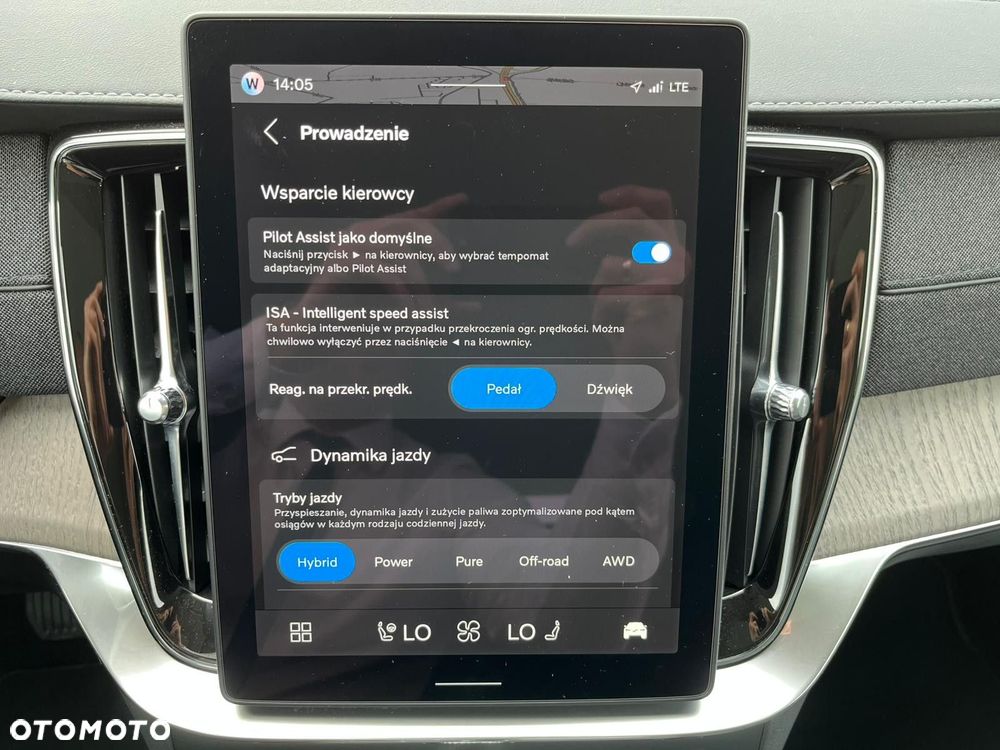 Volvo XC 90 - 32