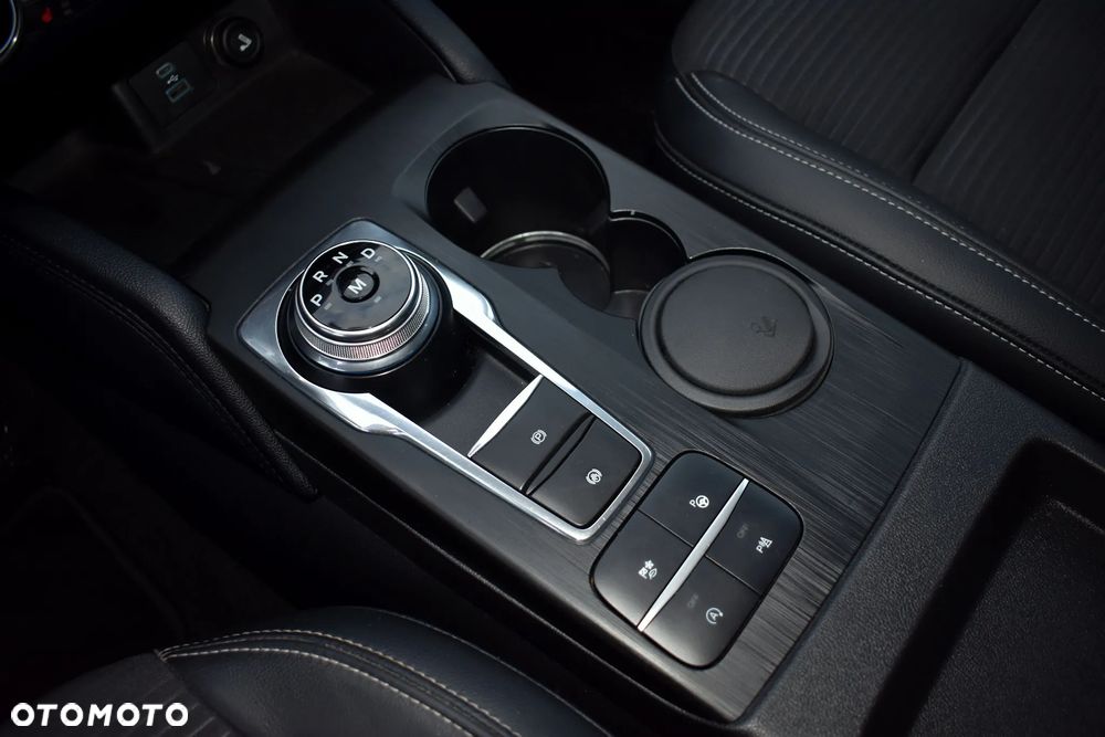 Ford Kuga 2.0 EcoBlue 4x4 TITANIUM X - 31