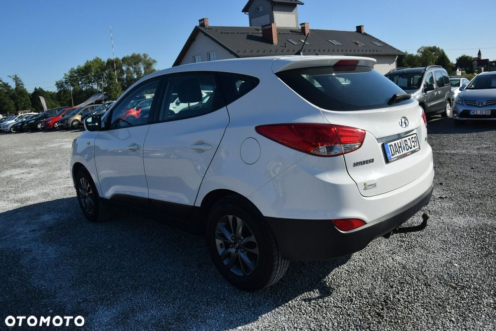 Hyundai ix35 1.6 2WD Fifa World Cup Edition - 16