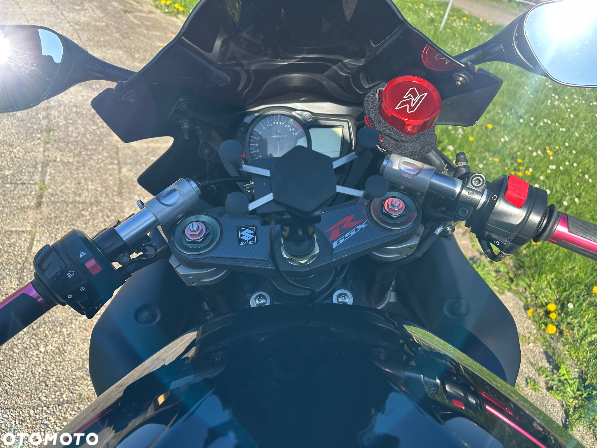 Suzuki GSX-R - 11