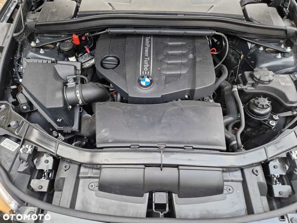 BMW X1 xDrive18d xLine - 17