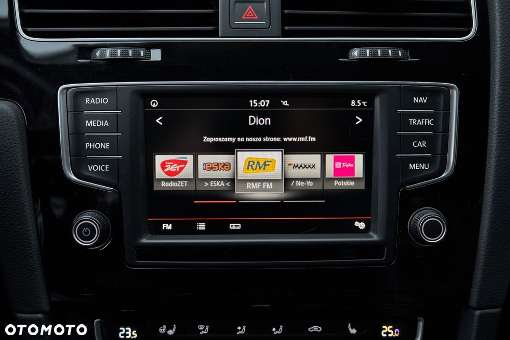 Volkswagen Golf 1.4 TSI BMT Highline DSG - 16