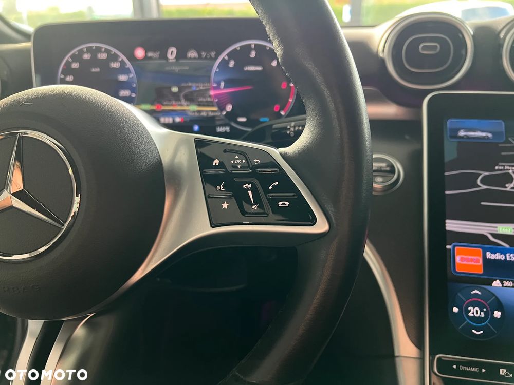 Mercedes-Benz Klasa C 300 d 9G-TRONIC - 25