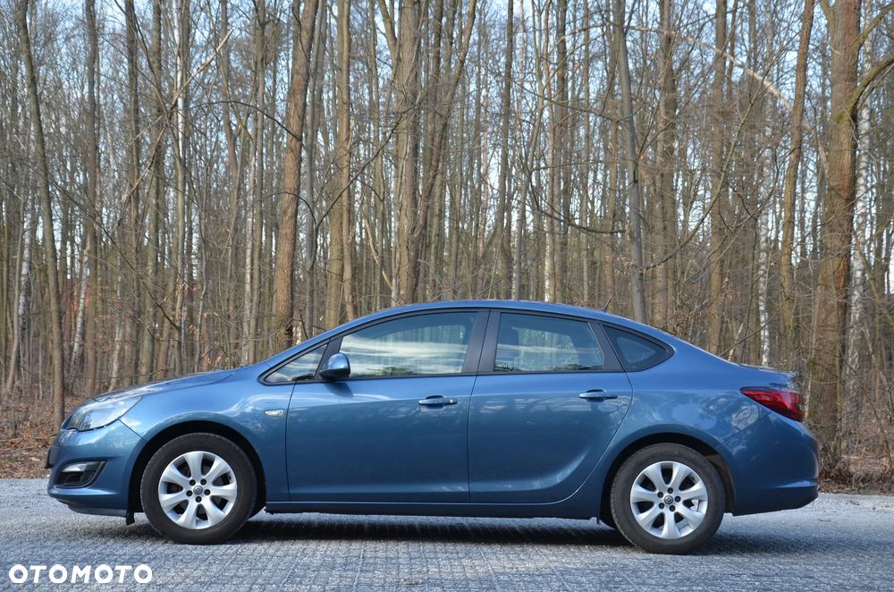 Opel Astra 1.6 Business - 4