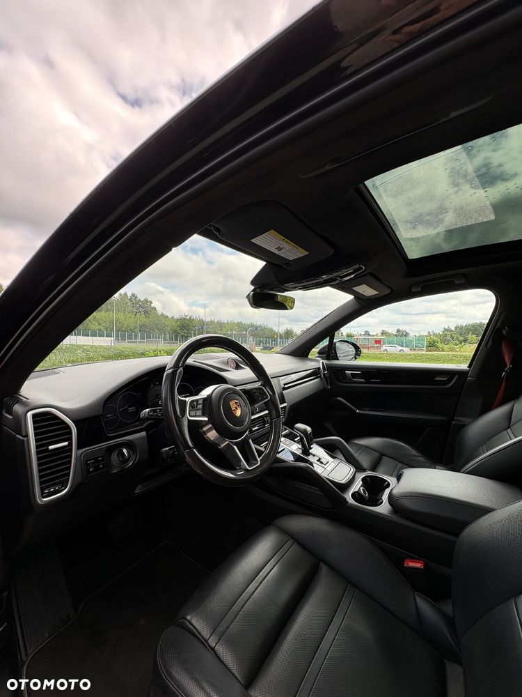 Porsche Cayenne Standard - 12