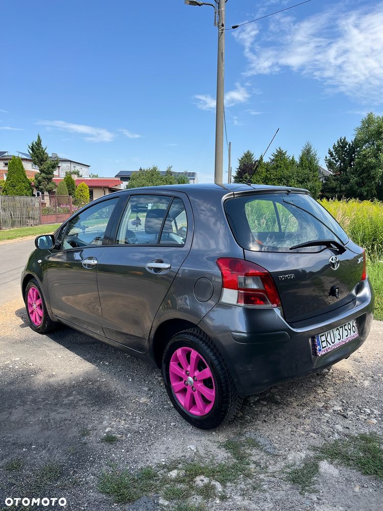 Toyota Yaris 1.33 2010 - 2