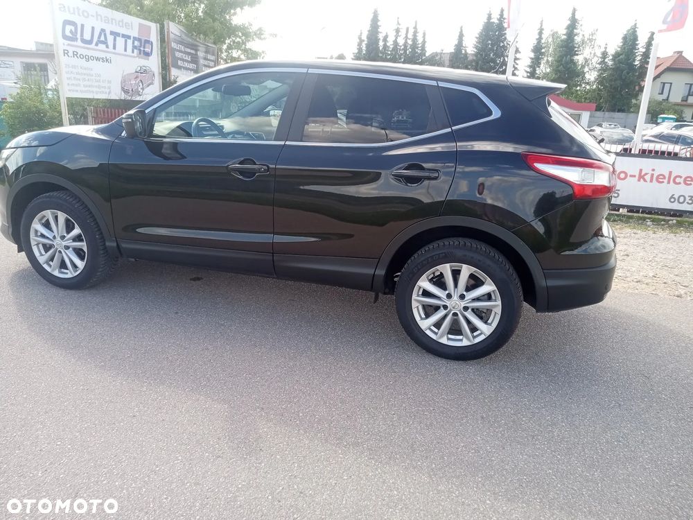 Nissan Qashqai 1.2 DIG-T N-Vision - 12