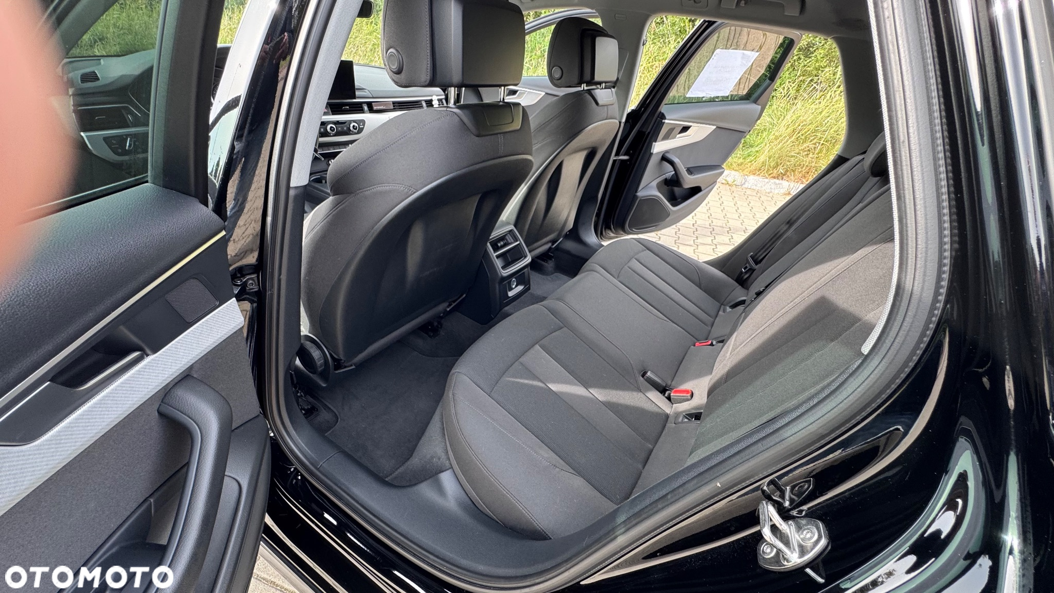 Audi A4 Avant 40 TDI quattro S tronic advanced - 11