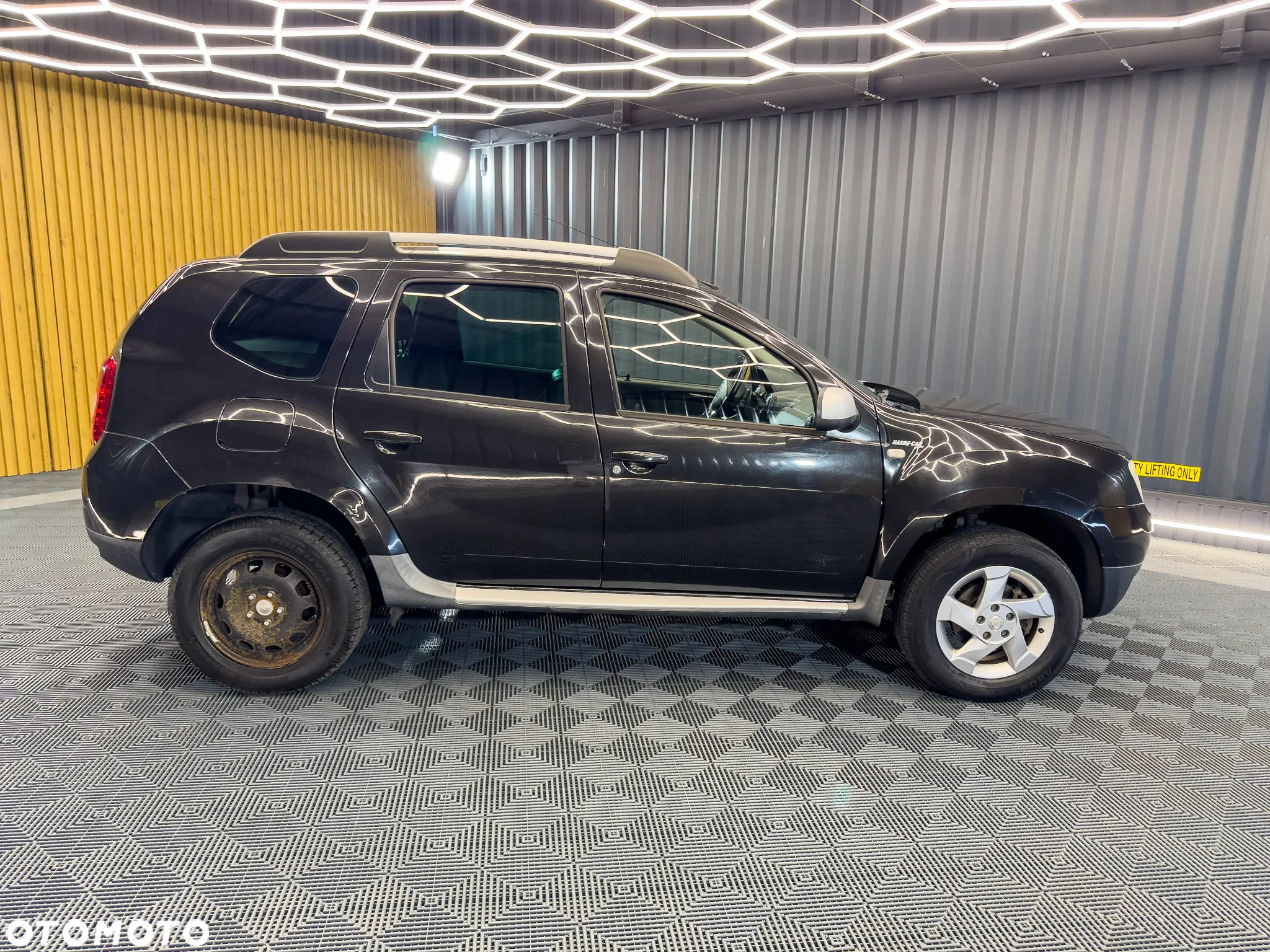 Dacia Duster 1.5 dCi Laureate - 8