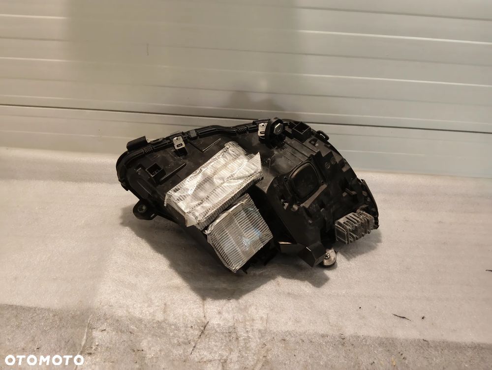 Mercedes-Benz C W205 ILS LED PRZÓD STRONA LEWA LAMPA PRZEDNIA A2059063104 - 4