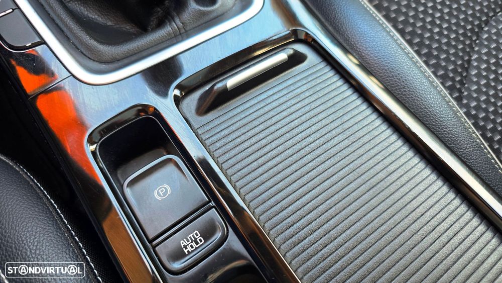 Kia Ceed SW 1.6 CRDi MHEV Drive+SRF - 9