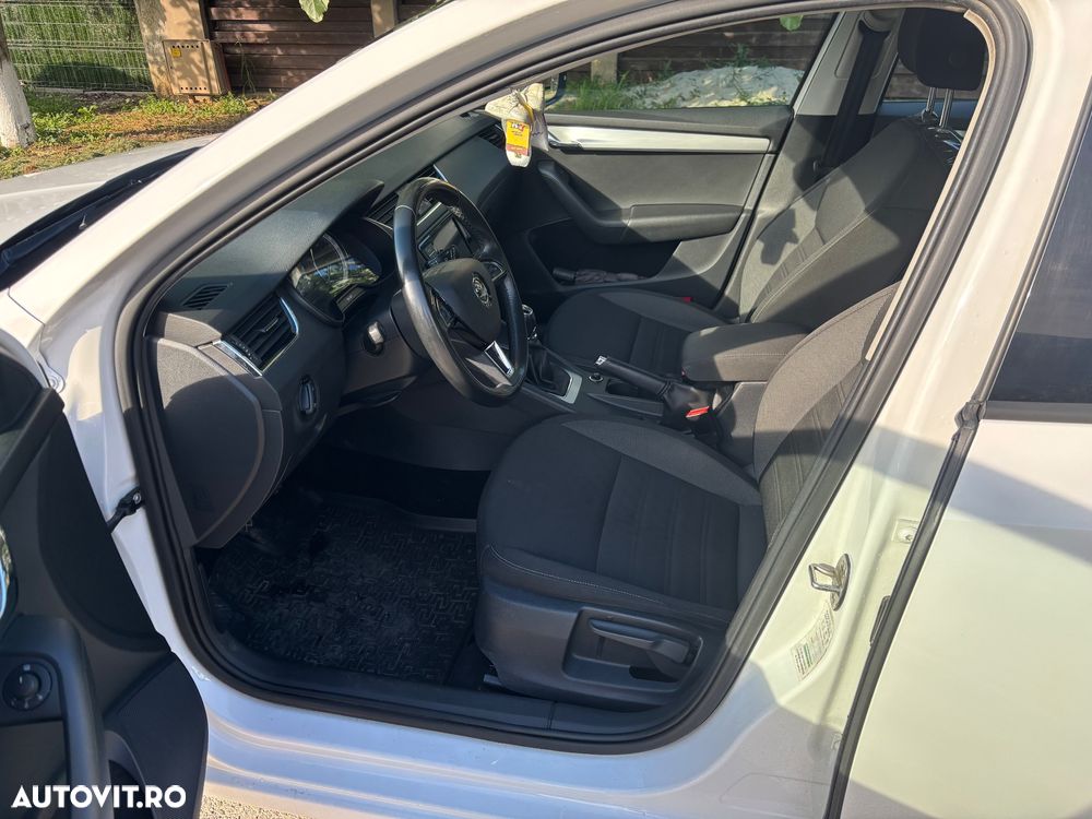 SKODA Octavia 2020 — imagine 8