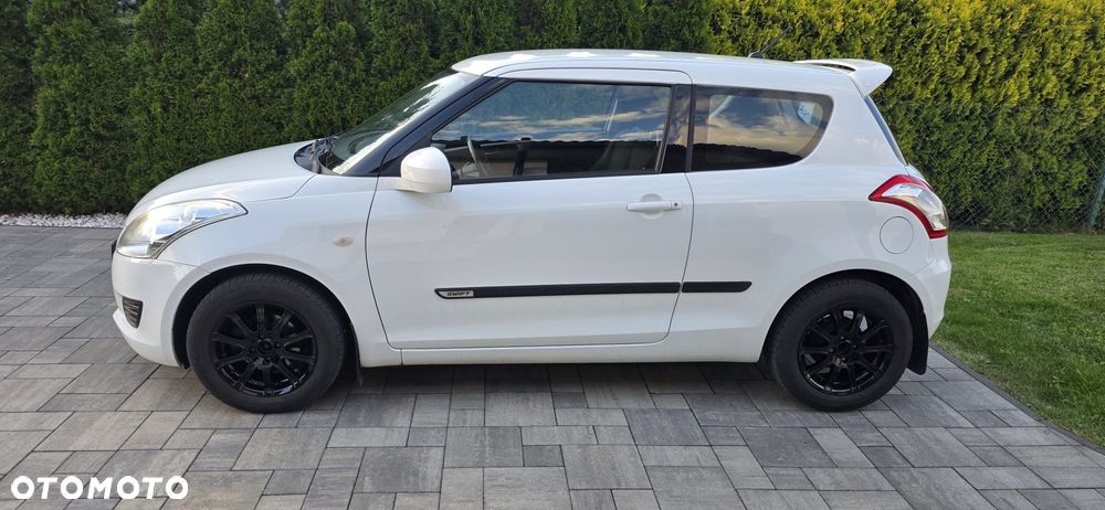 Suzuki Swift 1.2 Club - 4