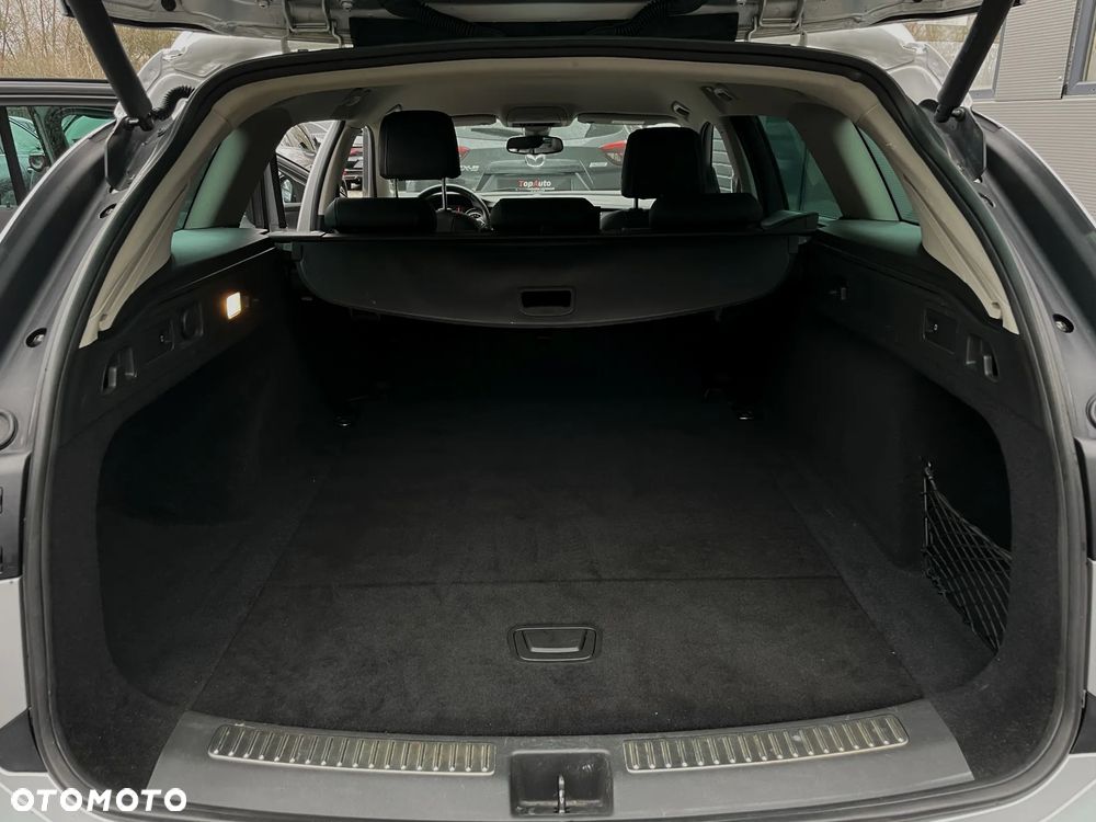 Opel Insignia 1.5 T Exclusive S&S - 35