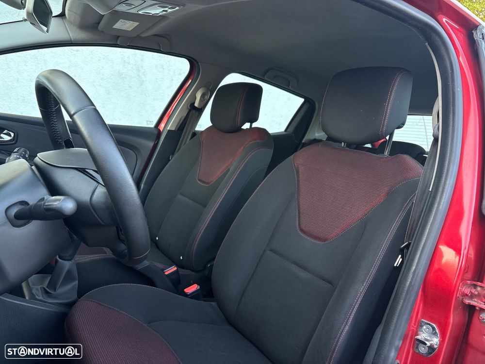 Renault Clio 0.9 TCE Luxe - 17