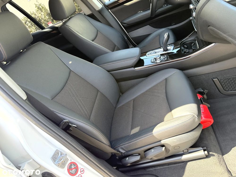 BMW X3 sDrive18d xLine - 26