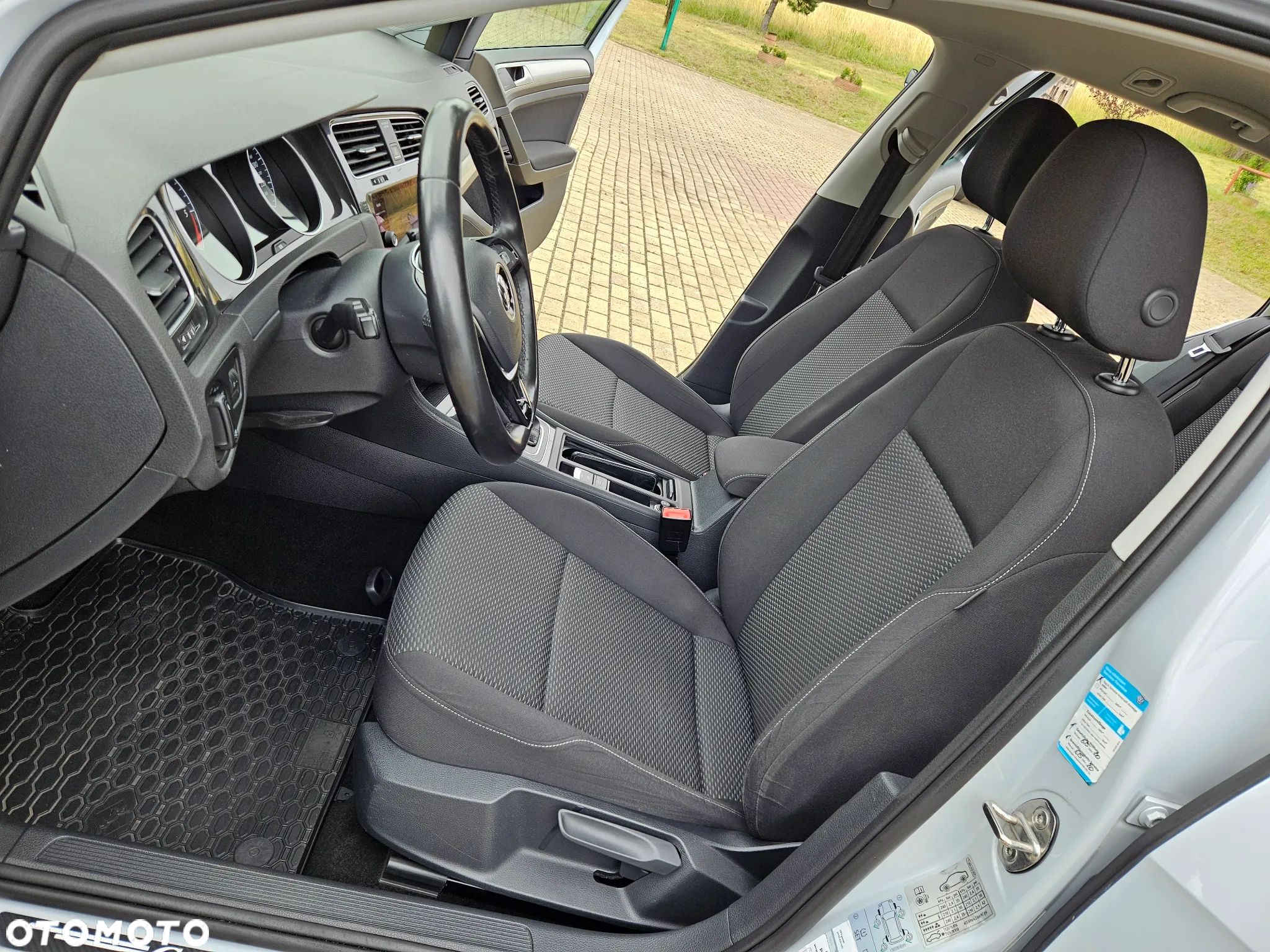 Volkswagen Golf VII 1.6 TDI BMT Comfortline DSG - 14