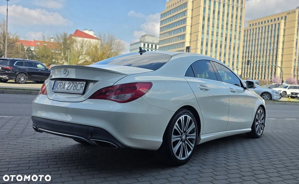 Mercedes-Benz CLA 250 7G-DCT UrbanStyle Edition - 5