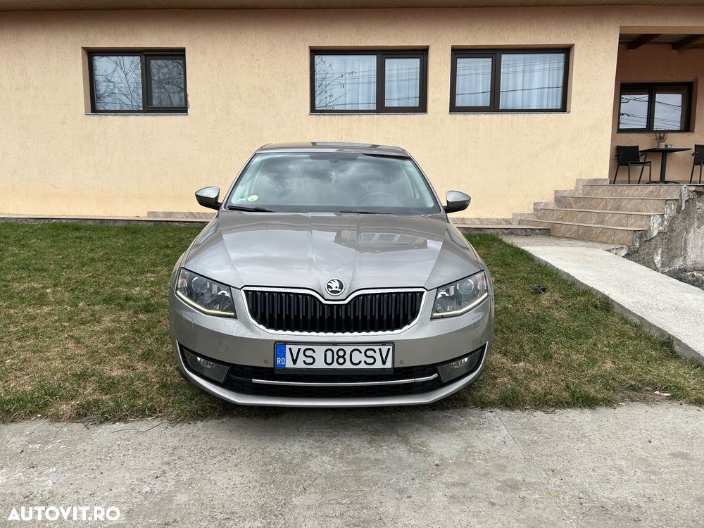 Skoda Octavia 1.6 TDI (Green tec) DSG Style - 1