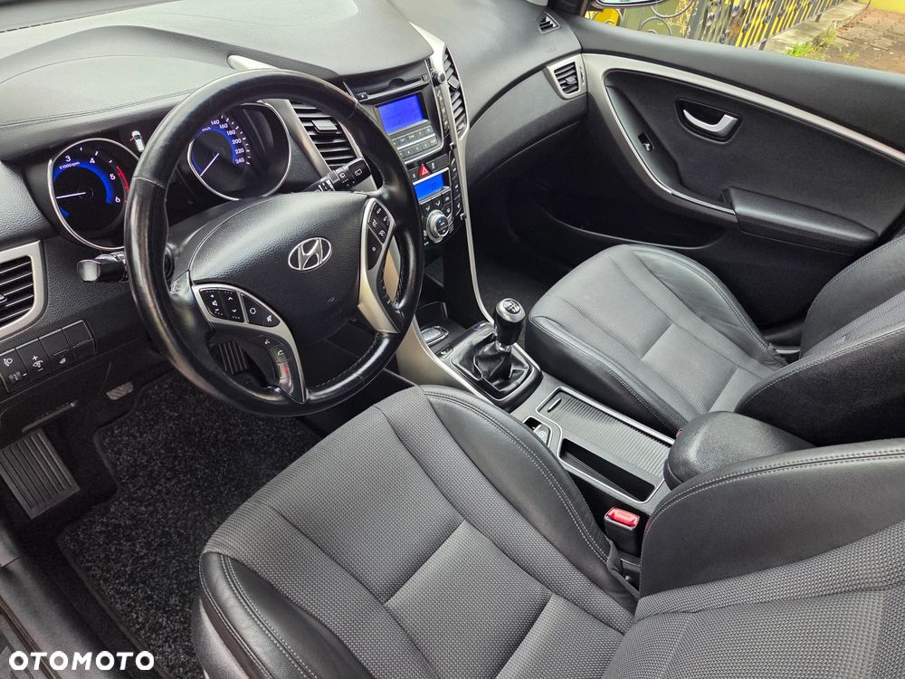 Hyundai i30 i30cw 1.6 CRDi Trend - 10