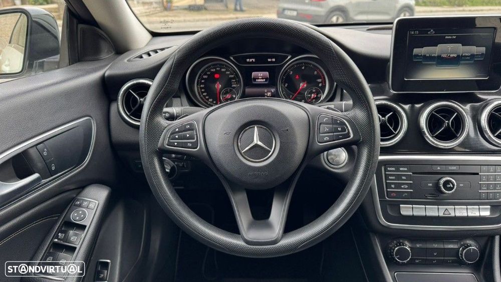 Mercedes-Benz CLA 180 - 10