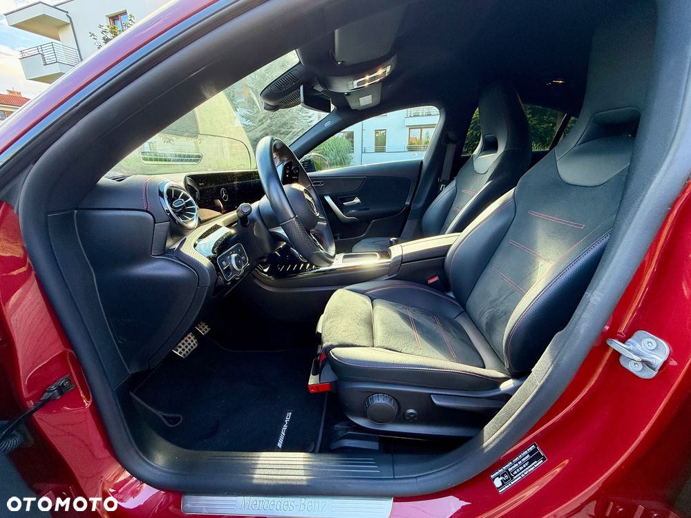 Mercedes-Benz CLA 200 AMG Line 7G-DCT - 11