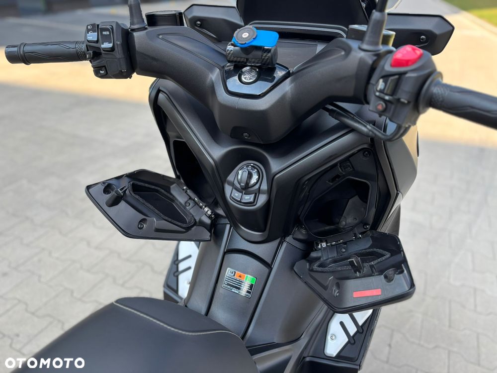 Yamaha X-max - 14
