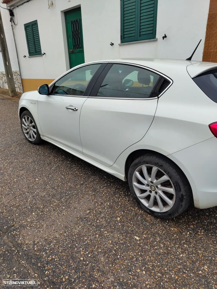 Alfa Romeo Giulietta 1.6 JTDm Progression - 3