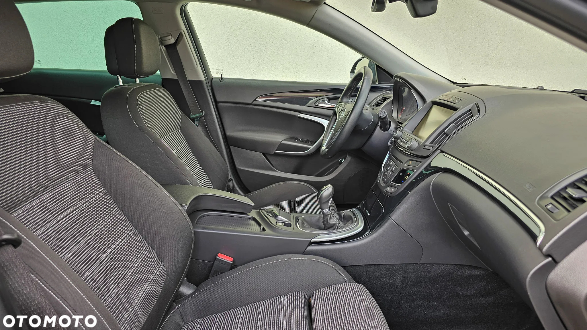 Opel Insignia 2.0 CDTI Sports Tourer ecoFLEXStart/Stop Business Edition - 16