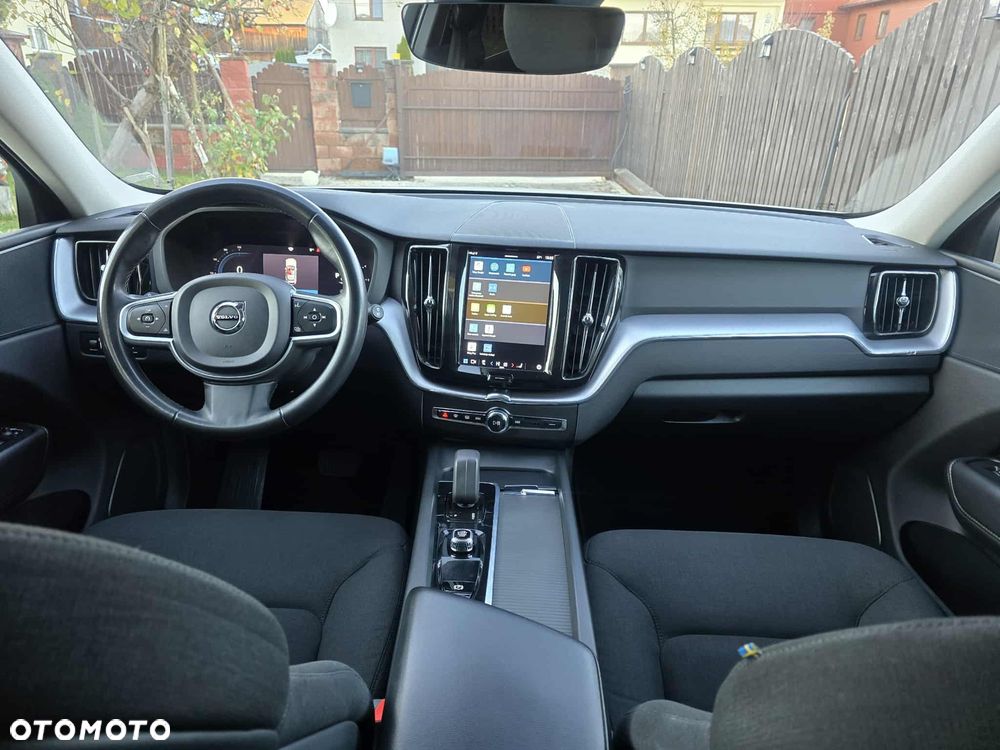 Volvo XC 60 D4 Momentum Pro - 23