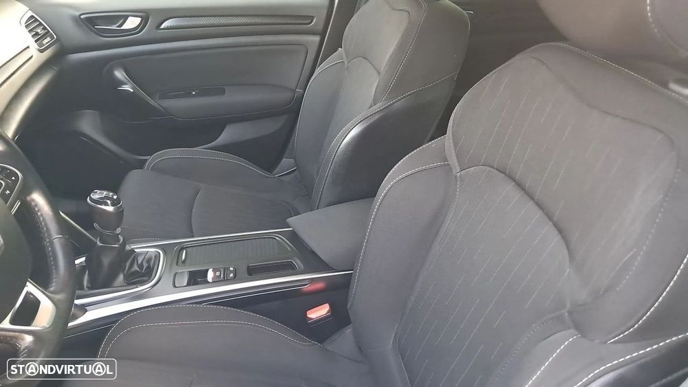 Renault Mégane 1.5 Blue dCi Limited - 28