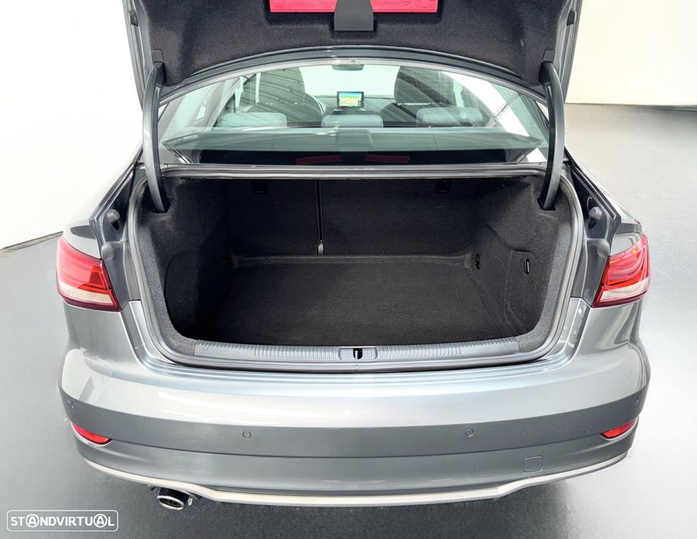 Audi A3 Limousine 1.6 TDI S-line - 17