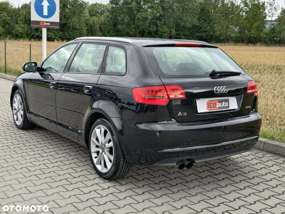 Audi A3 Sportback - 5