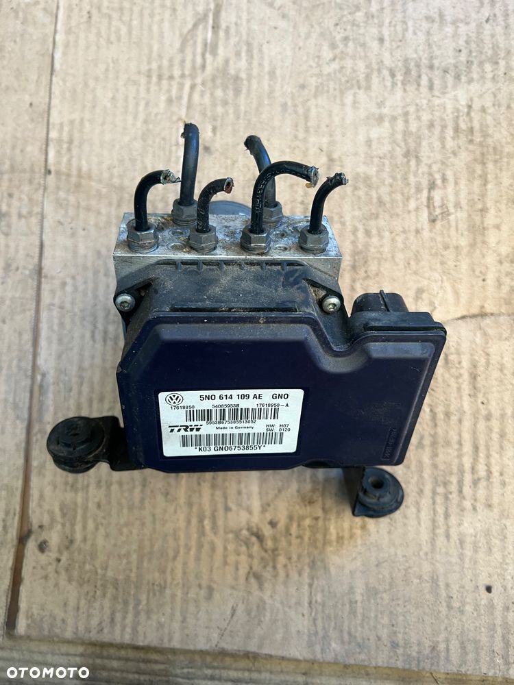 AUDI Q3 8U0 5N0614109AE POMPA STEROWNIK ABS - 1