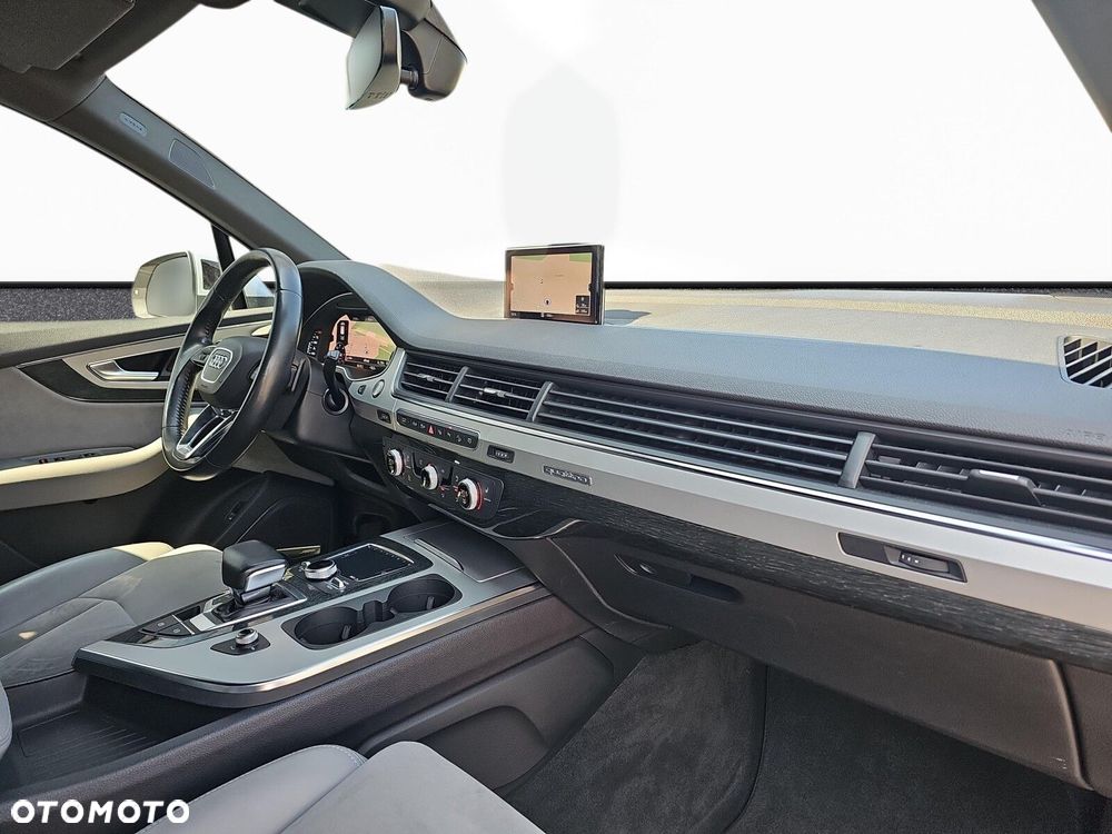Audi Q7 - 27